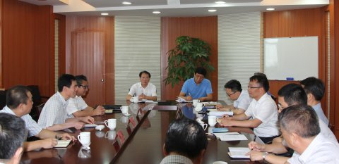 省港口集團(tuán)副總經(jīng)理沈衛(wèi)新一行 來我司開展安全檢查、慰問工作