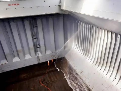 一線紀(jì)實(shí) | 同心勠力、奮楫篤行，眾志成城、再創(chuàng)佳績(jī)——“江遠(yuǎn)蘭州”輪V05航次散糧備艙紀(jì)實(shí)